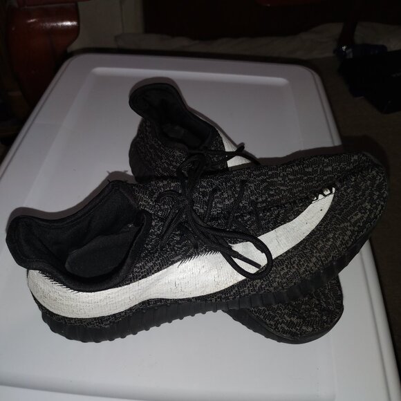 Adidas Yeezy Boost 350 V2 MX Onyx White Salt - Picture 1 of 4